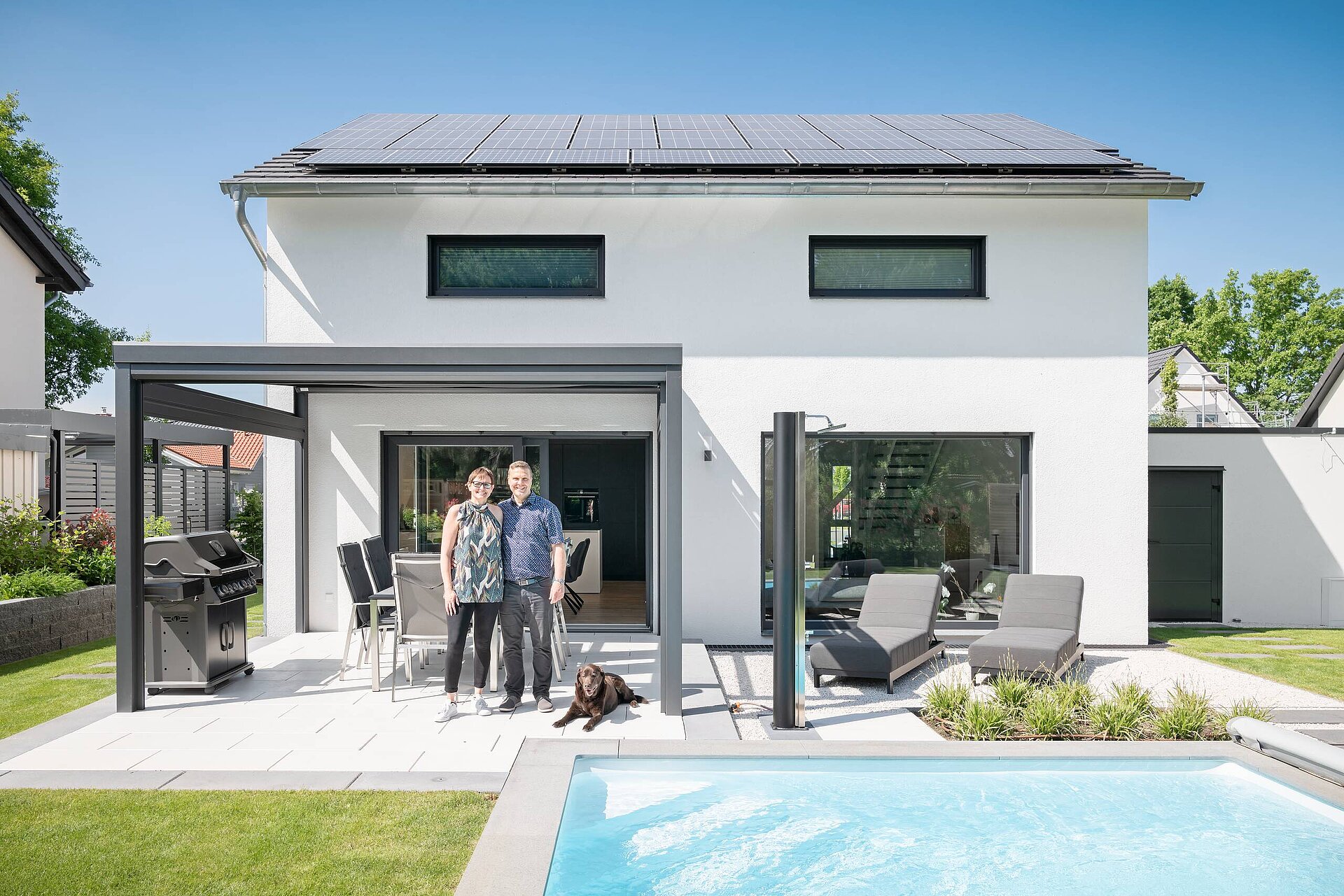 Modernes Einfamilienhaus mit Pool Einfamilienhaus