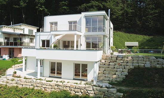 Luxury 3-storey prefab home